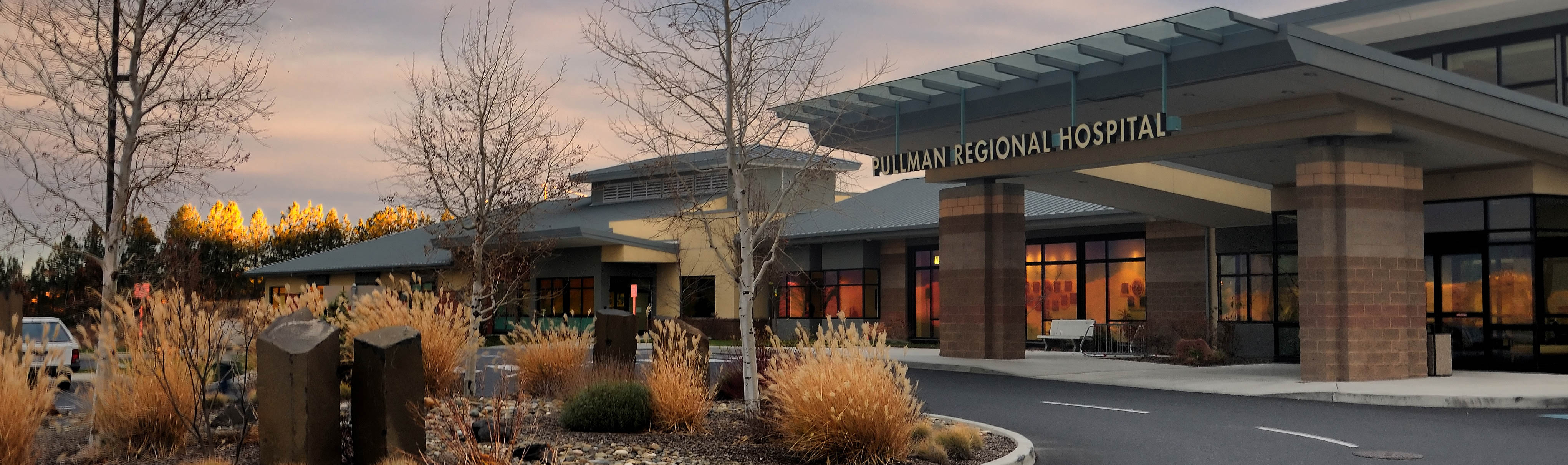 Pullman Regional Hospital - high-res-Entrance cropped-1